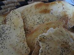 فروش عمده نان خشک تنوری هیزمی یزدی محلی decoding=