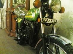 فروش یک دستگاه موتورسیکلت مینی سوزوکی 80