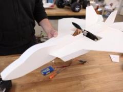 آموزش ساخت هواپیمای مدل رادیو کنترل RC Model Airplane  به زودی پکیجی آموزشی برای آموزش از راه دور