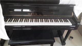 پیانو U1J یاماها