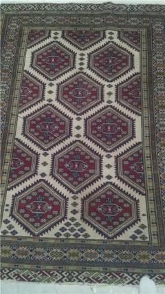 قالیچه قدیمی پشم
