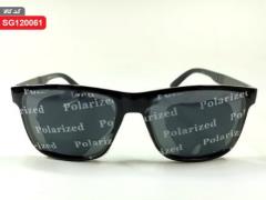عینک آفتابی دیزل مدل ۱۸۱۷۱ decoding=