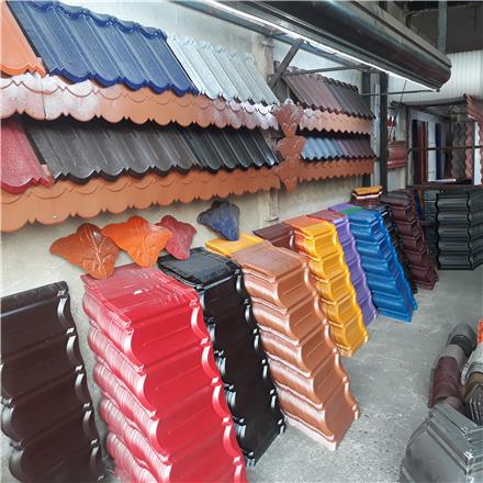 فروش مستقیم انواع ورق سقف شیروانی ورق رنگی تایل پرچین دکترا طرح سفال