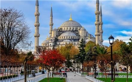 تور ترکیه (  استانبول )  با پرواز ماهان اقامت در هتل reydel 3 ستاره