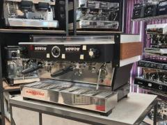 دستگاه قهوه اسپرسو ساز صنعتی لامارزوکو لینئا AV کارکرده دست
