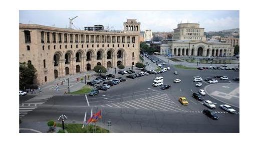 تور ارمنستان (  ایروان )  زمینی با اتوبوس اقامت در هتل هرازدان با استخرروباز 4 ستاره