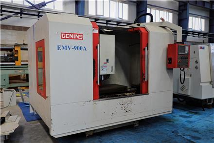 فروش فرز CNC Genins تایوانی مدل 2011