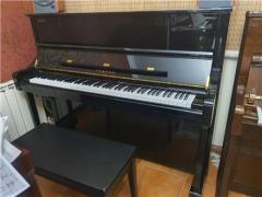 پیانو آکوستیک JU109