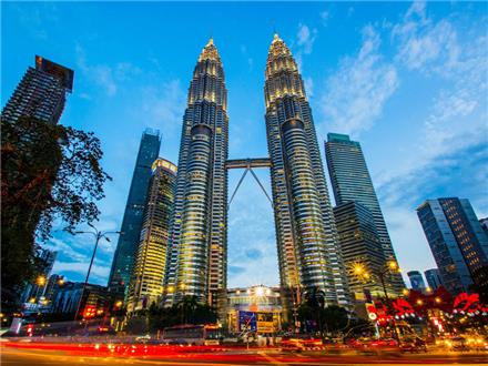 تور مالزی (  کوالالامپور )  با پرواز ایر عربیا اقامت در هتل SANI 3 ستاره