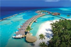 تور  مالدیو با پرواز امارات اقامت در هتل crystal sands 4
