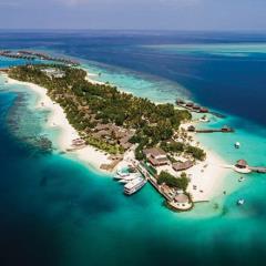 تور  مالدیو با پرواز قطری اقامت در هتل Beach Villa 5 ستاره