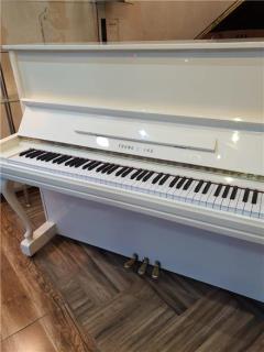یاماها دیزاین آکوستیک پیانو NX680 v