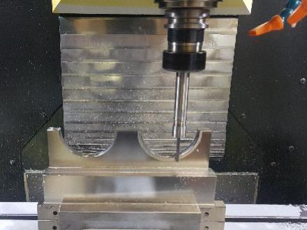 خدمات فرز cnc (قطعات صنعتی و باکس وقالب)