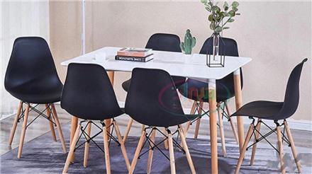 ویژگی های میز و صندلی بدون دسته با پایه چوبی