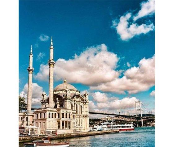 تور ترکیه (  استانبول )  با پرواز قشم ایر اقامت در هتل REYDEL 3 ستاره