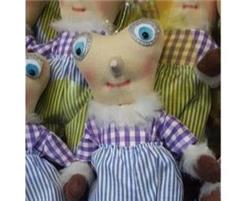 تولید کننده عروسک های روسی و پولیشی