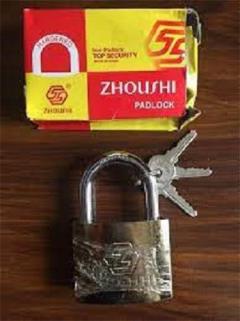 فروش ویژه قفل آویز طرح برنج طلایی کلید ساده زوشی  ZHOUSHI
