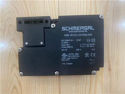 میکروسوئیچ Schmersal AZM 161CC-12/12RKA-024