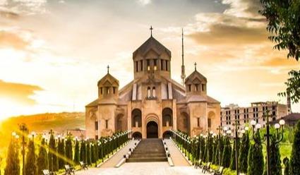 تور ارمنستان (  ایروان )  با پرواز قشم ایر اقامت در هتل 3 ستاره