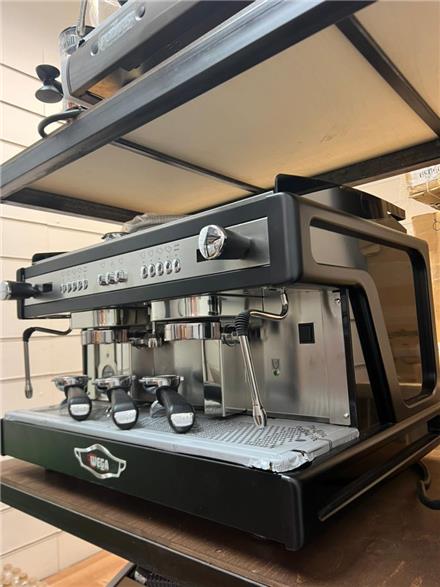دستگاه قهوه ساز صنعتی وگا مدل ایری 2023