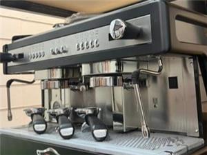 دستگاه قهوه ساز صنعتی وگا مدل ایری
