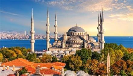 تور ترکیه (  استانبول )  با پرواز قشم ایر اقامت در هتل 3 ستاره