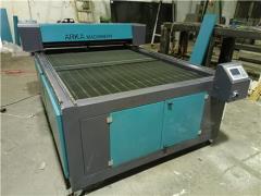 ساخت انواع دستگاه cnc چوب و لیزر co2