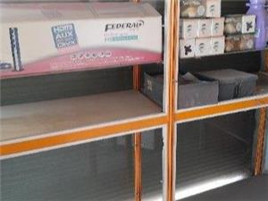 فروش یک ویترین الومینیومی