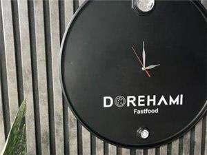 ساعت دیواری فلزی با رنگ و لوگو دلخواه شما